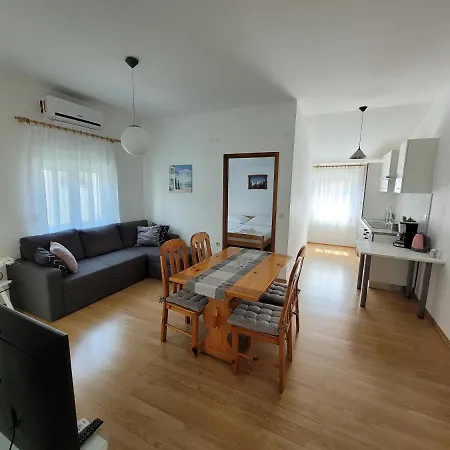 Mary Apartment Murter