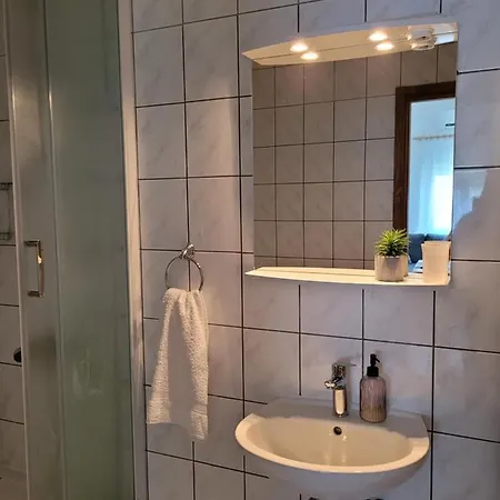 Mary Apartman Murter