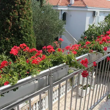 Mary Apartamento Murter