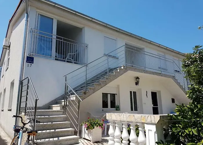 Mary Appartement Murter